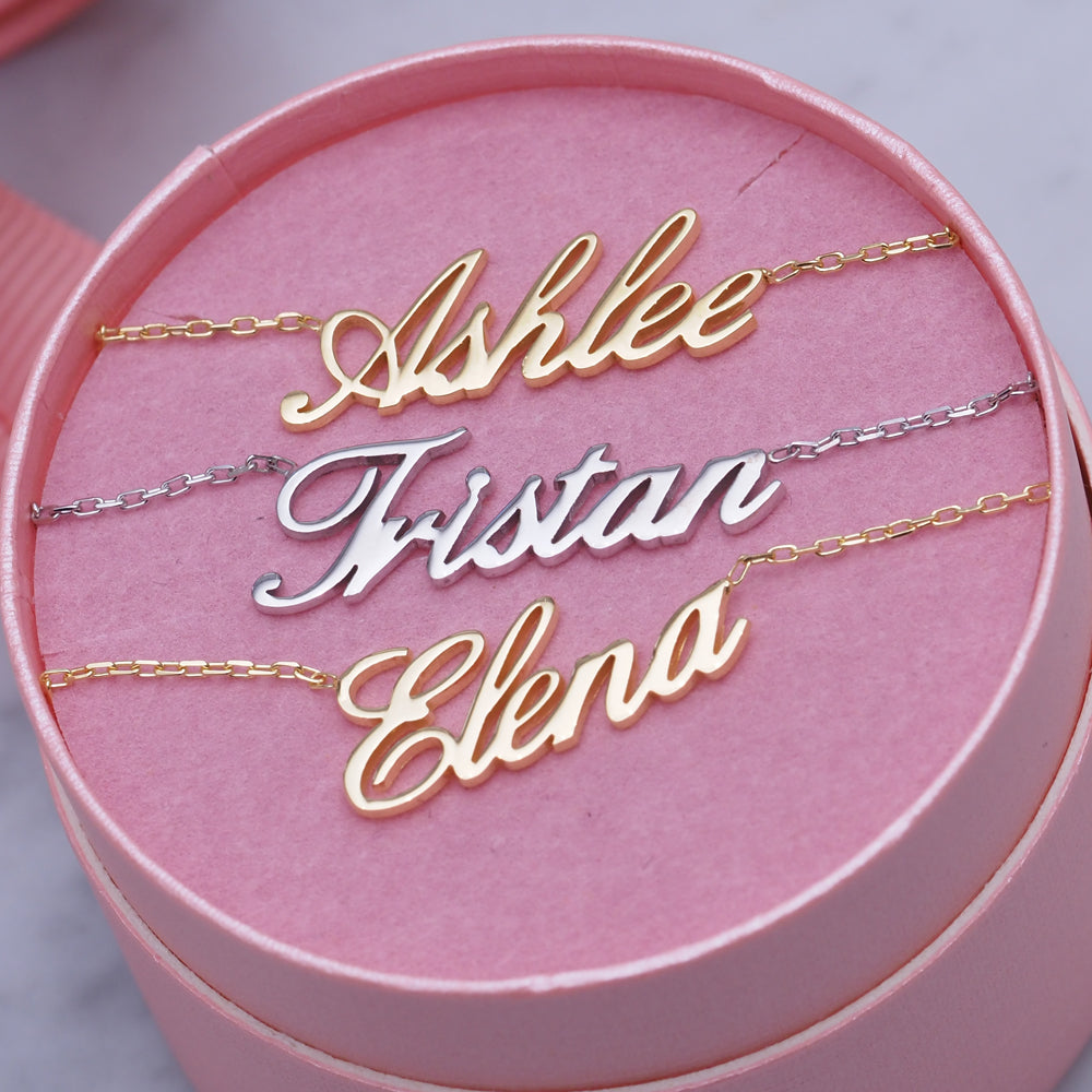 CLASSIC CUSTOM NAME NECKLACE