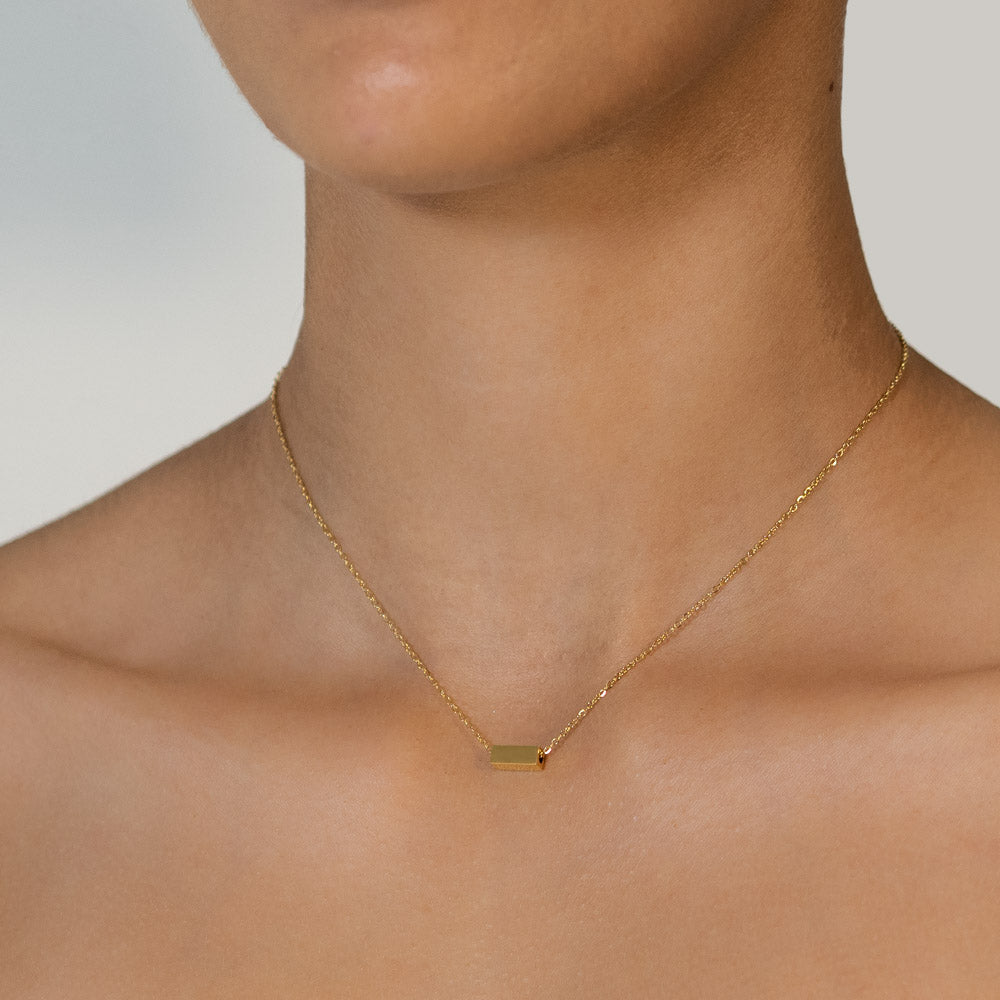 Petite Bar Necklace